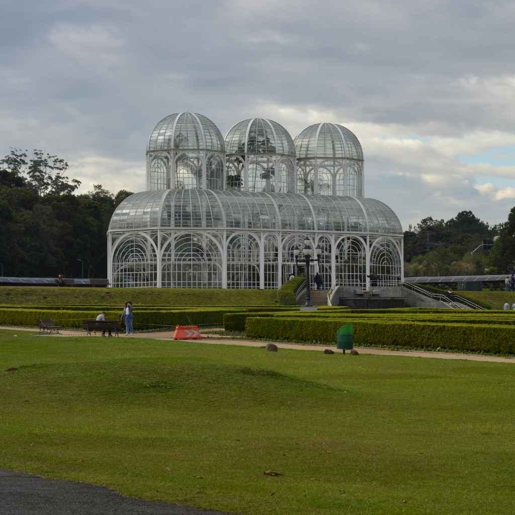 Understanding Ticket Transfer Policies for Botanical Gardens Concerts