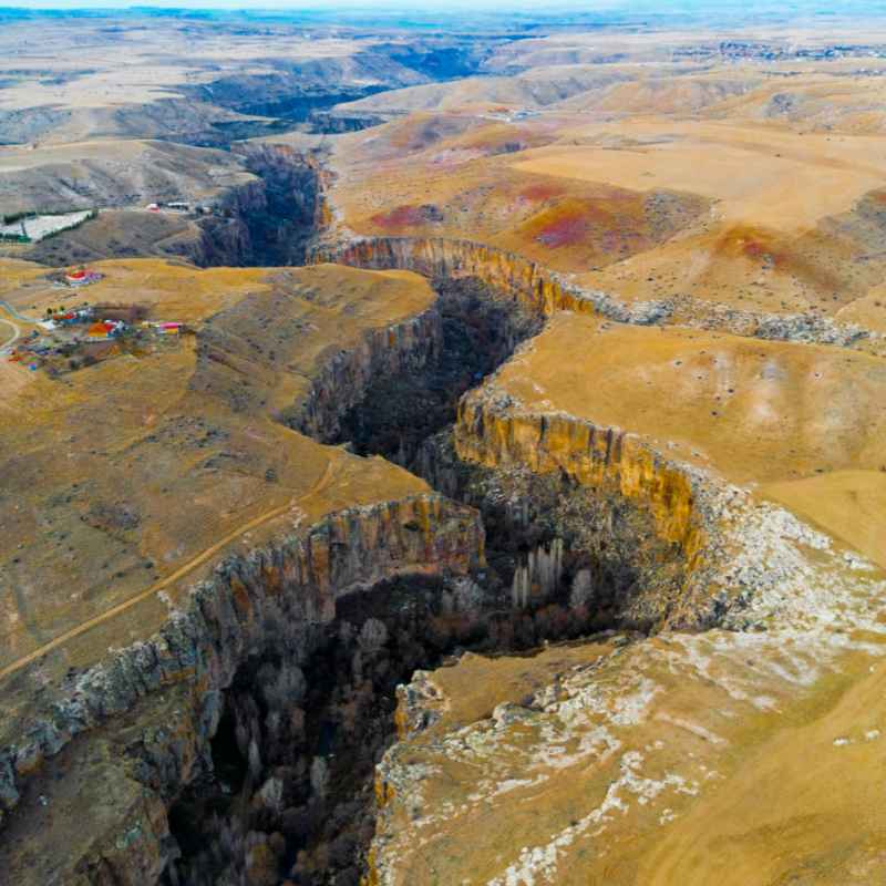 How Weathering Affects Human Structures