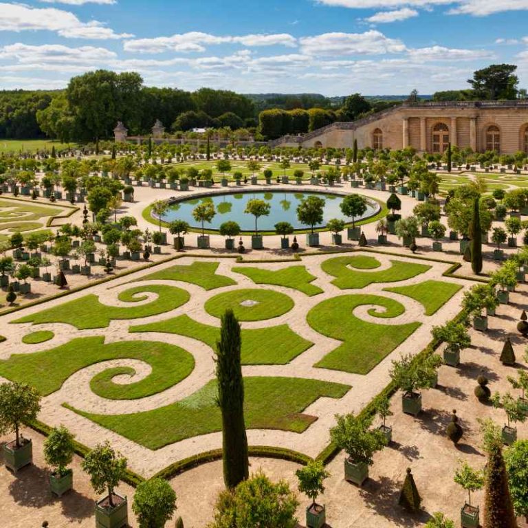 How Many Plant Types Exist In The Gardens Of Versailles?