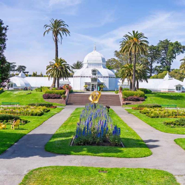 Which Botanical Gardens Offer Discounts With Aos Membership?