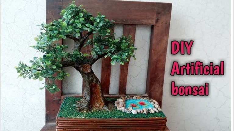 How to Make an Artificial Bonsai Out of Newspaper
