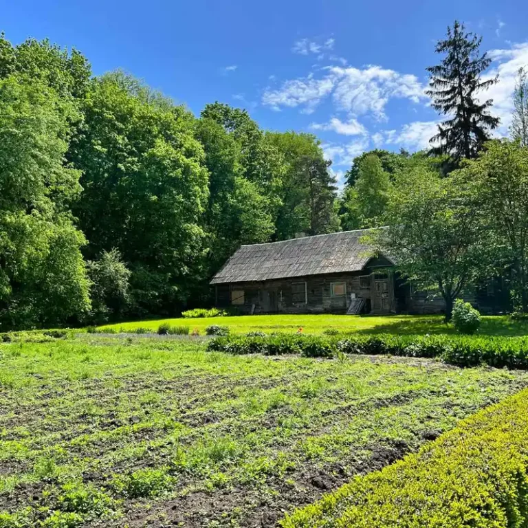 Are The Botanical Gardens Heritage Villages Open On Veterans Day