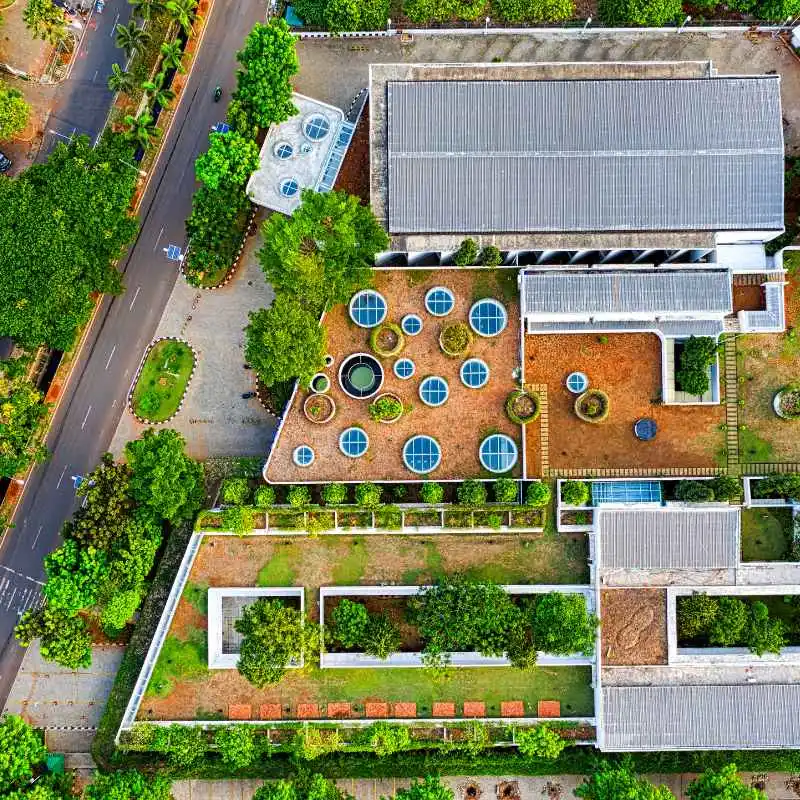 Quick Tips for Better Business Landscaping