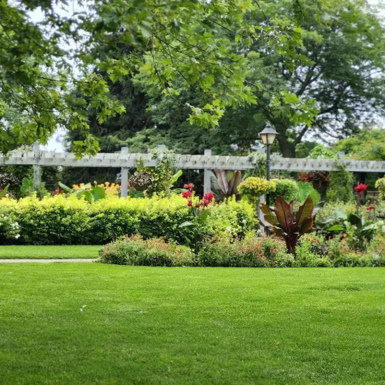 When Does Martha Stewart Come To The Birmingham Botanical Gardens